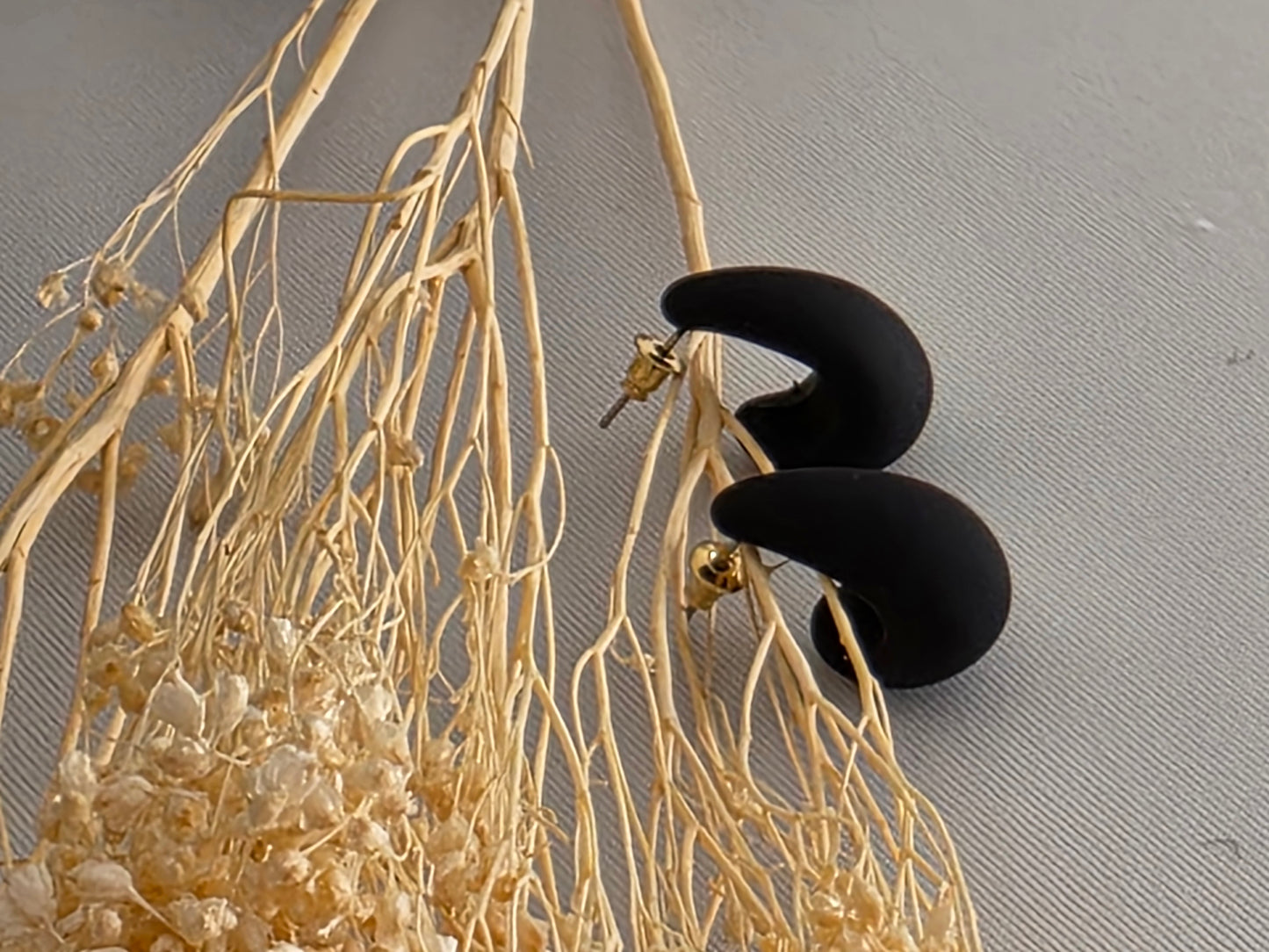 Notre Collection de Bijoux - Boucle d'Oreille Goutte d'Eau Noir