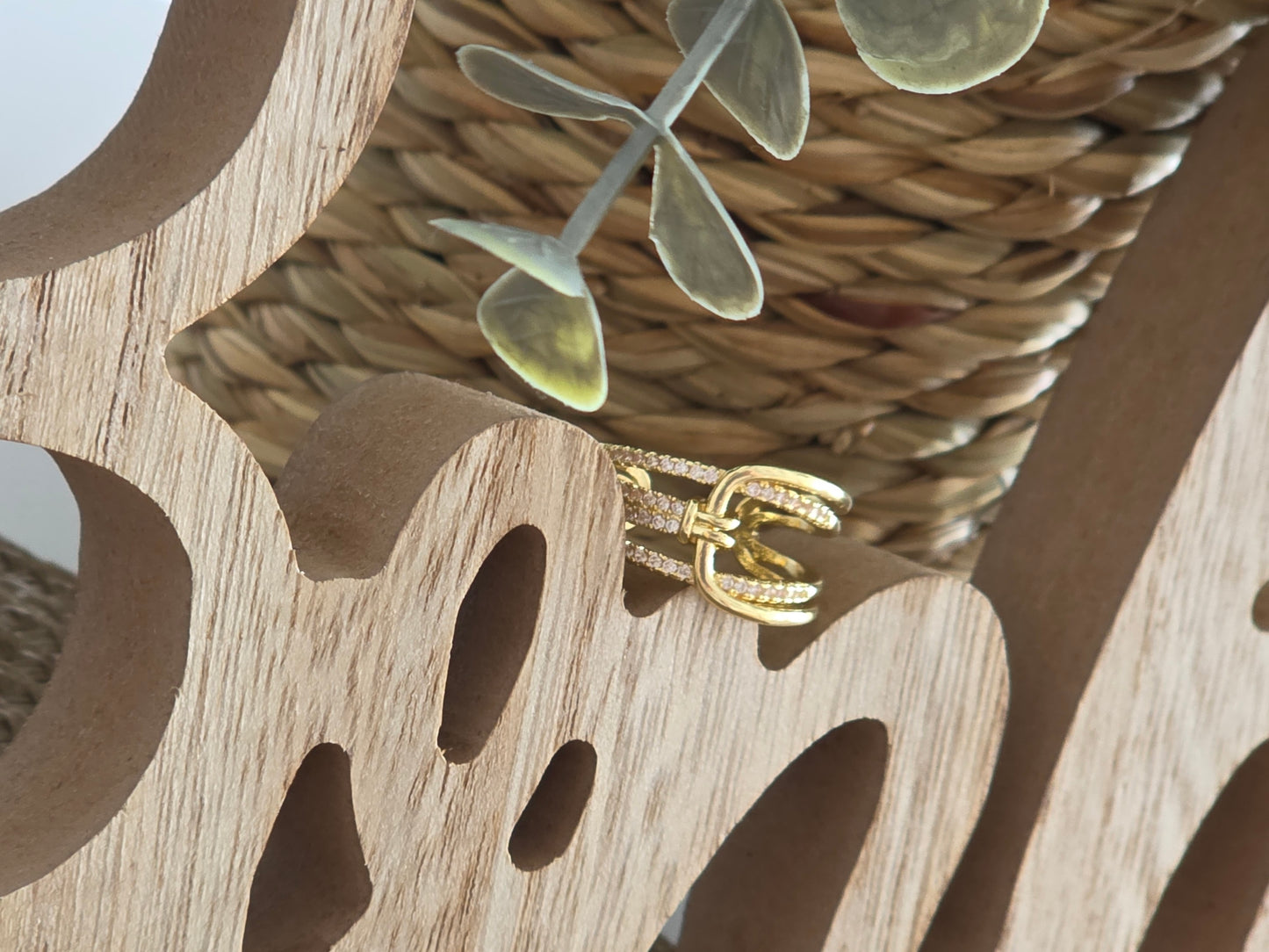 Notre Collection de Bijoux - Bague Strass effet boucle doré