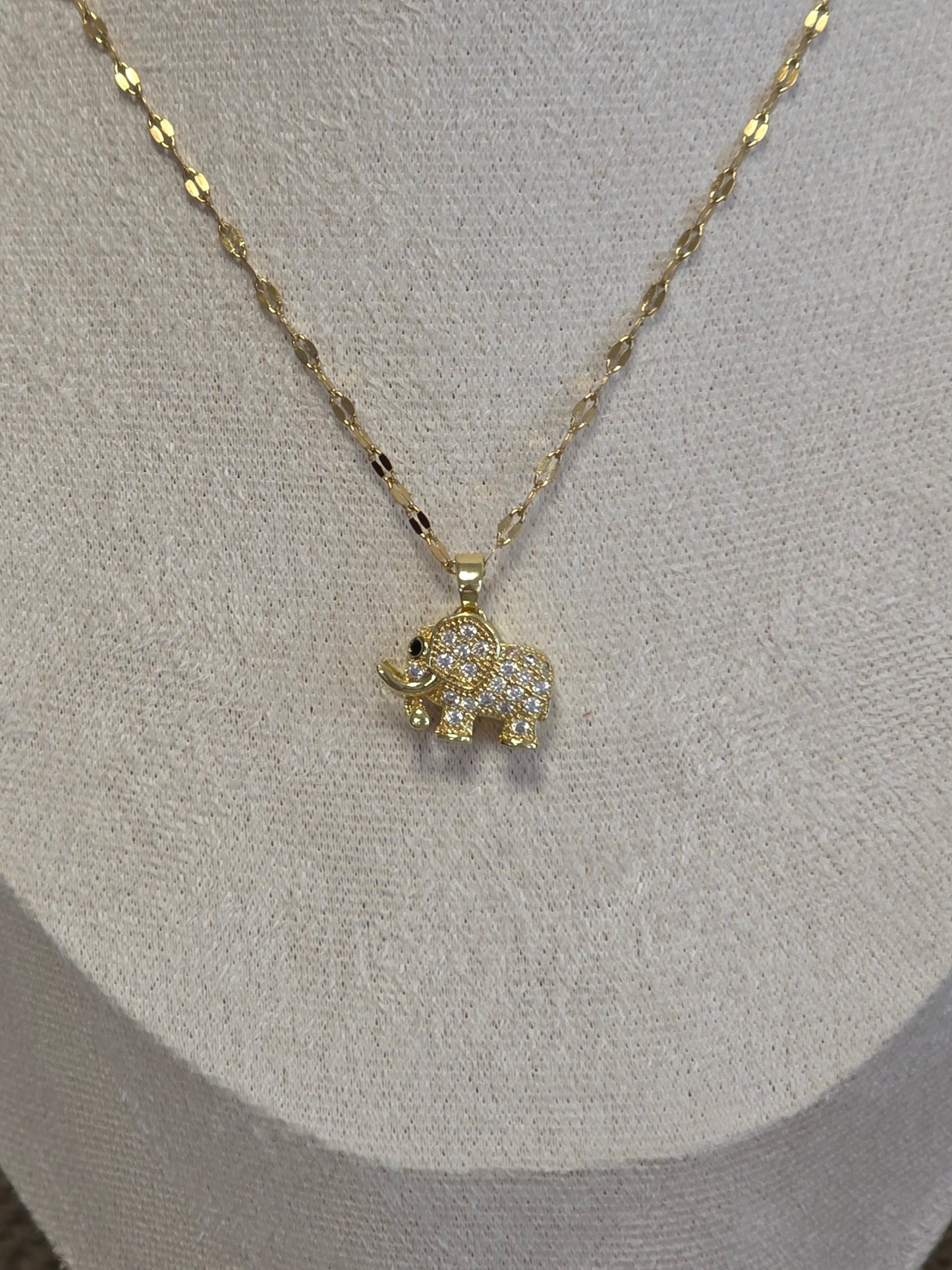 Notre Collection de Bijoux - Pendentif Eléphant à Strass