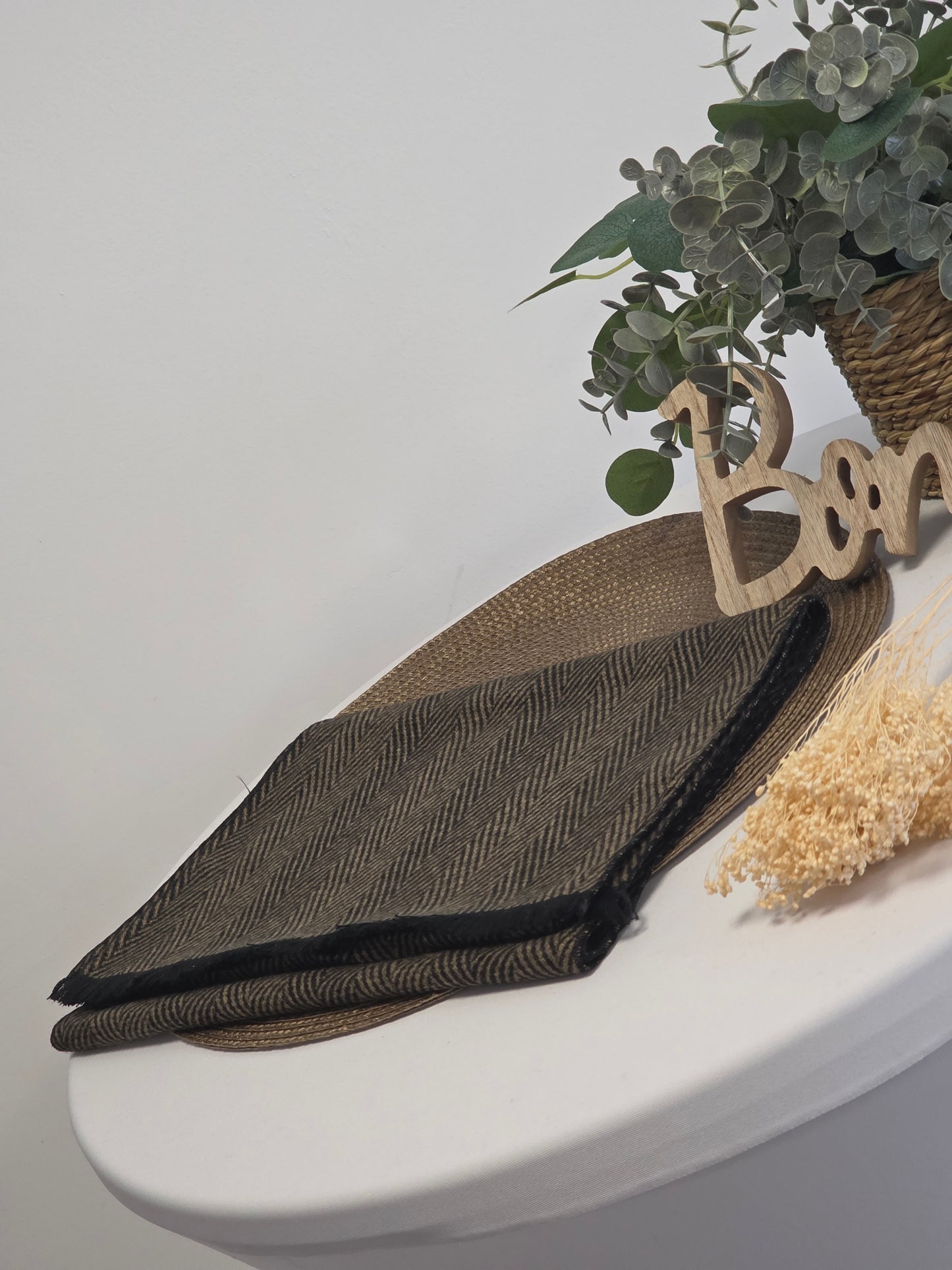 Nos Foulards Homme Tons Noir Effet Beige Rayé