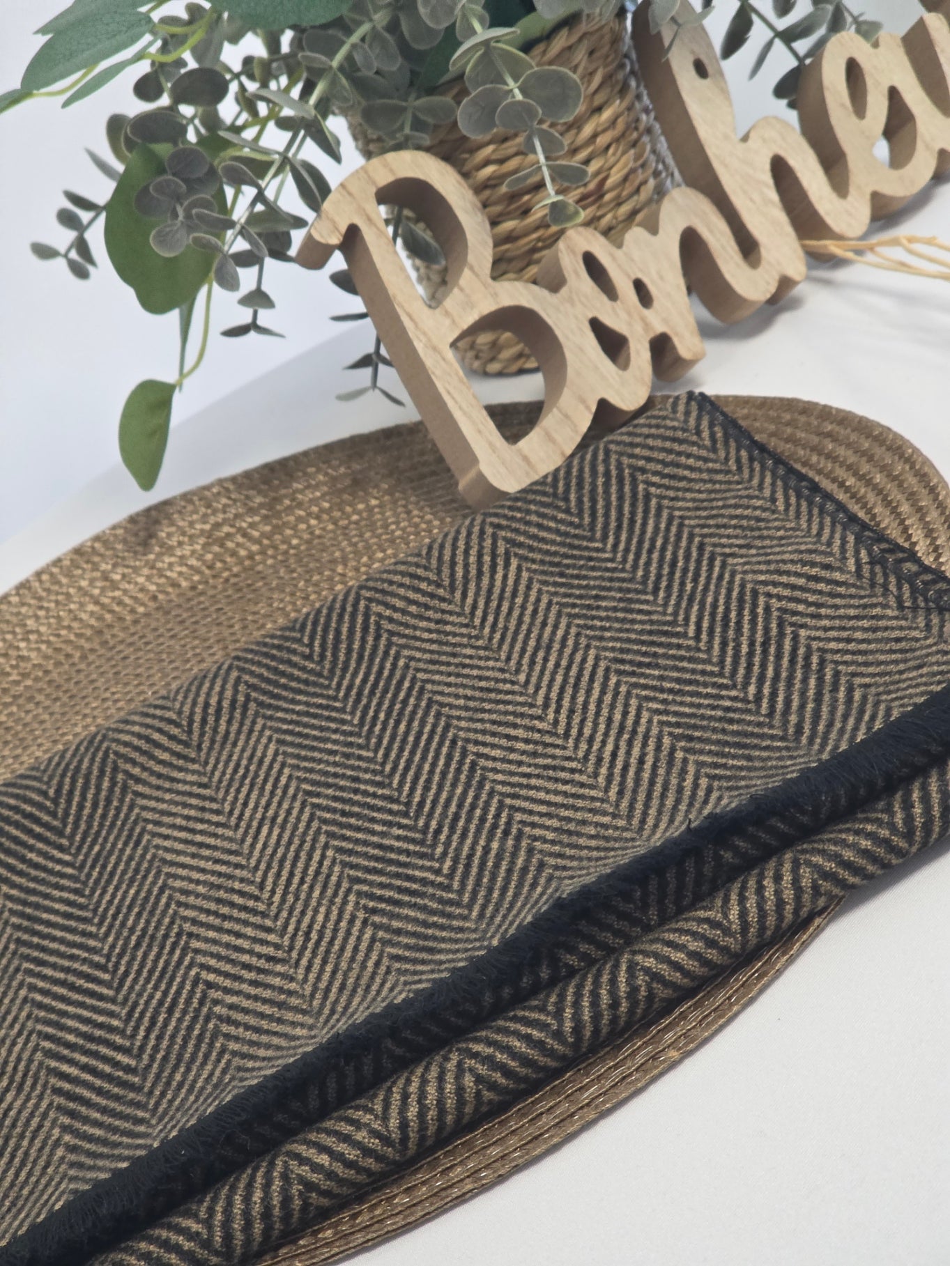 Nos Foulards Homme Tons Noir Effet Beige Rayé