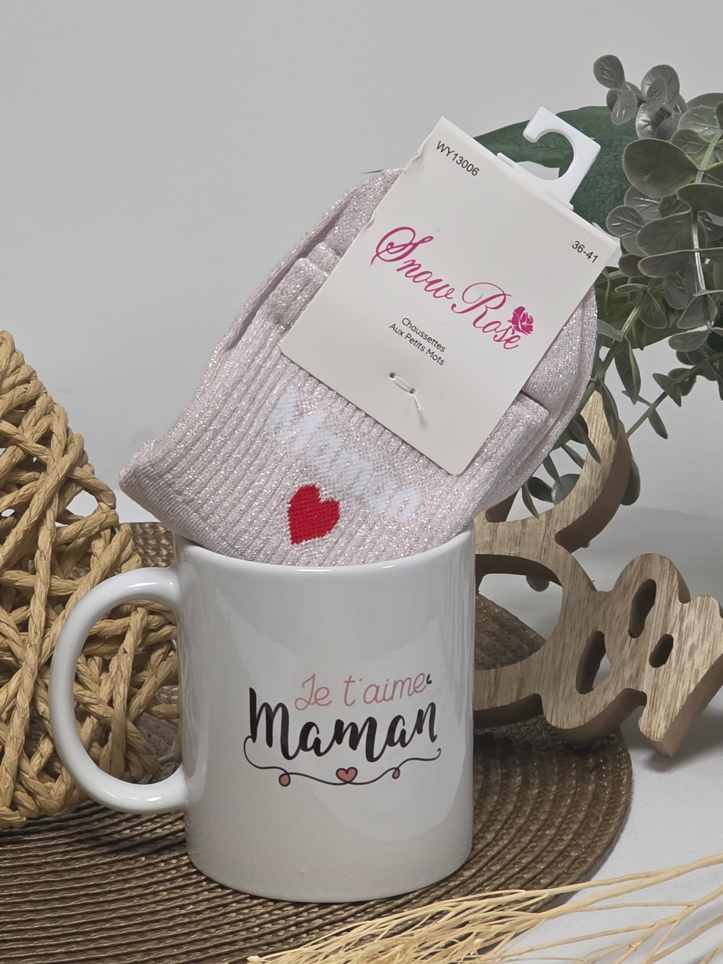 MUG JE T'AIME MAMAN AVEC SA CHAUSSETTE PAILLETEE