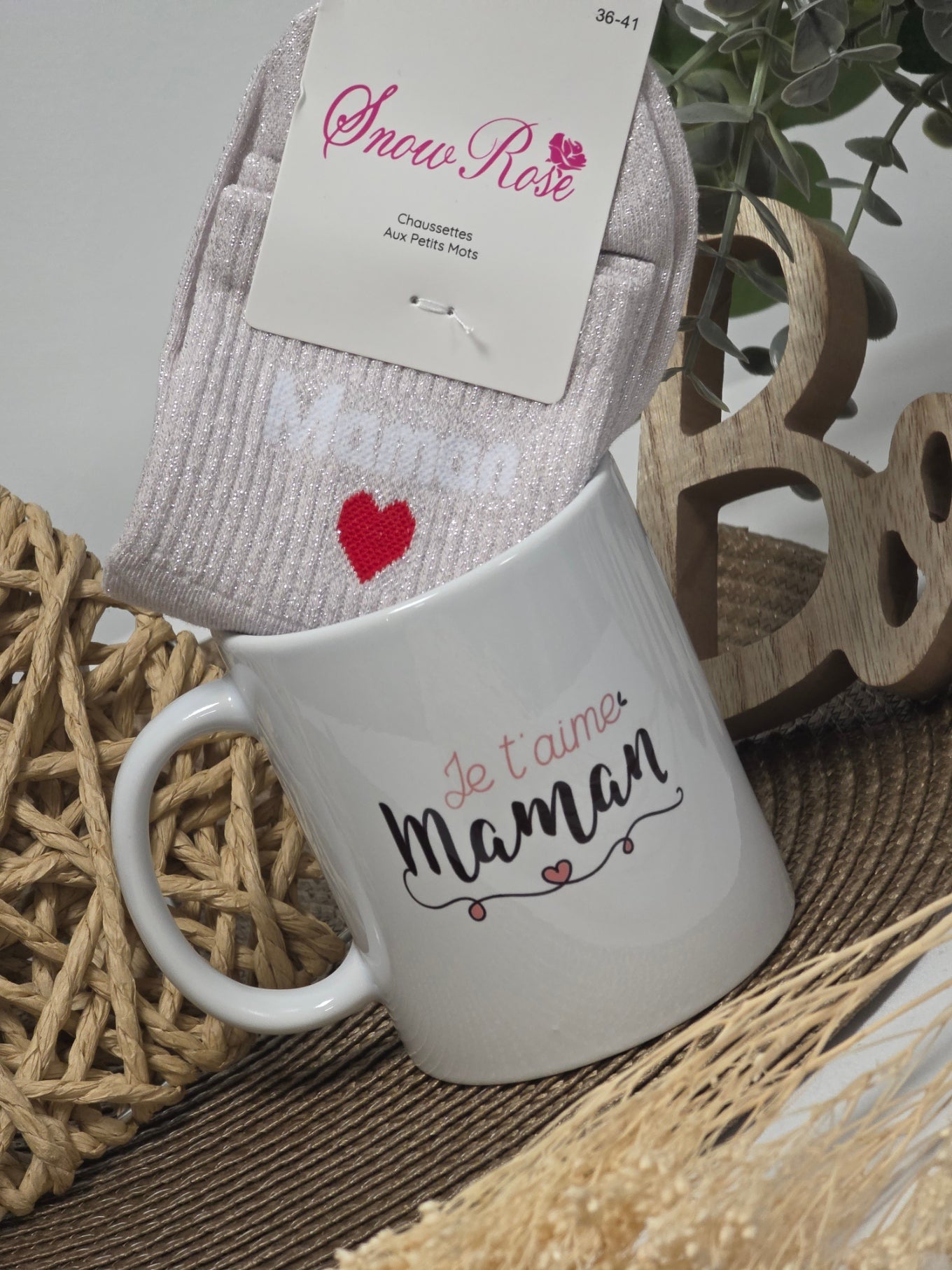 MUG JE T'AIME MAMAN AVEC SA CHAUSSETTE PAILLETEE