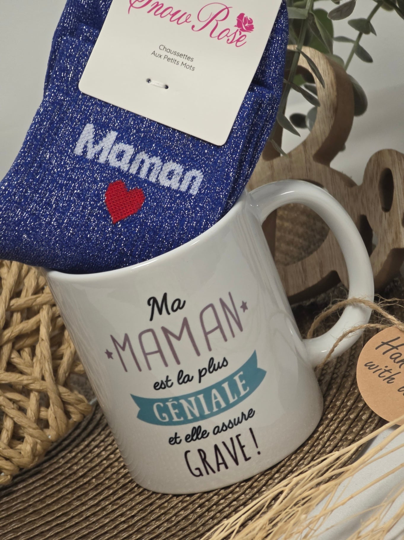 MUG MAMAN LA PLUS GENIALE AVEC SA CHAUSSETTE PAILLETEE
