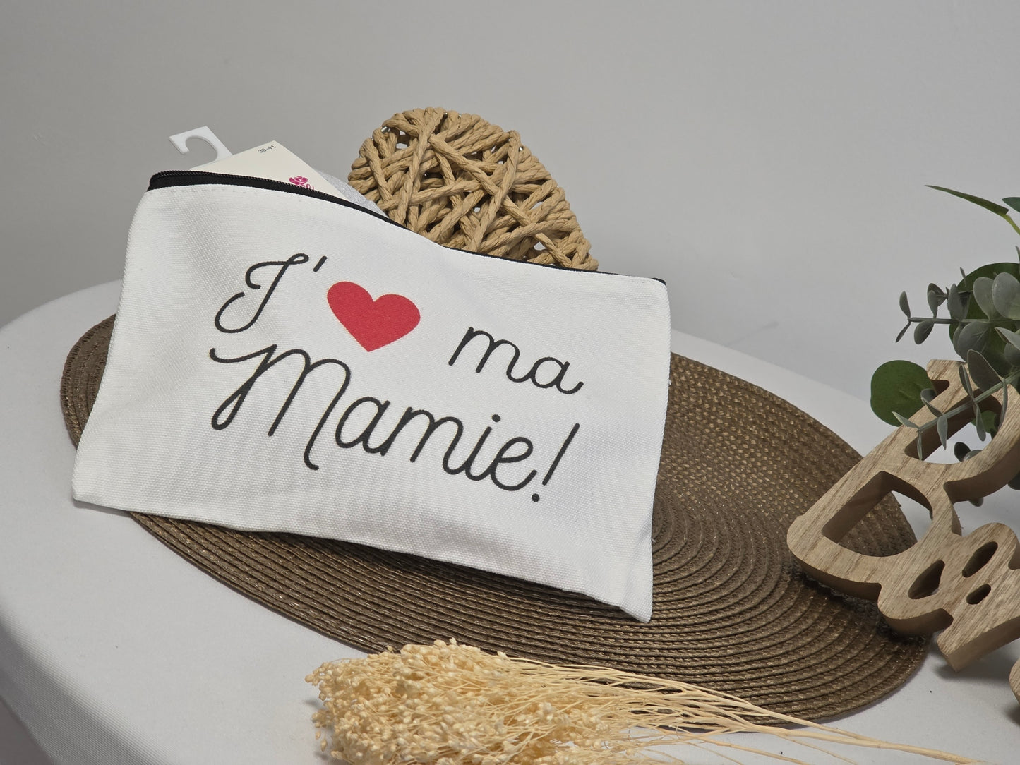 POCHETTE " J'AIME MA MAMIE " AVEC SA CHAUSSETTE PAILLETEE GRISE