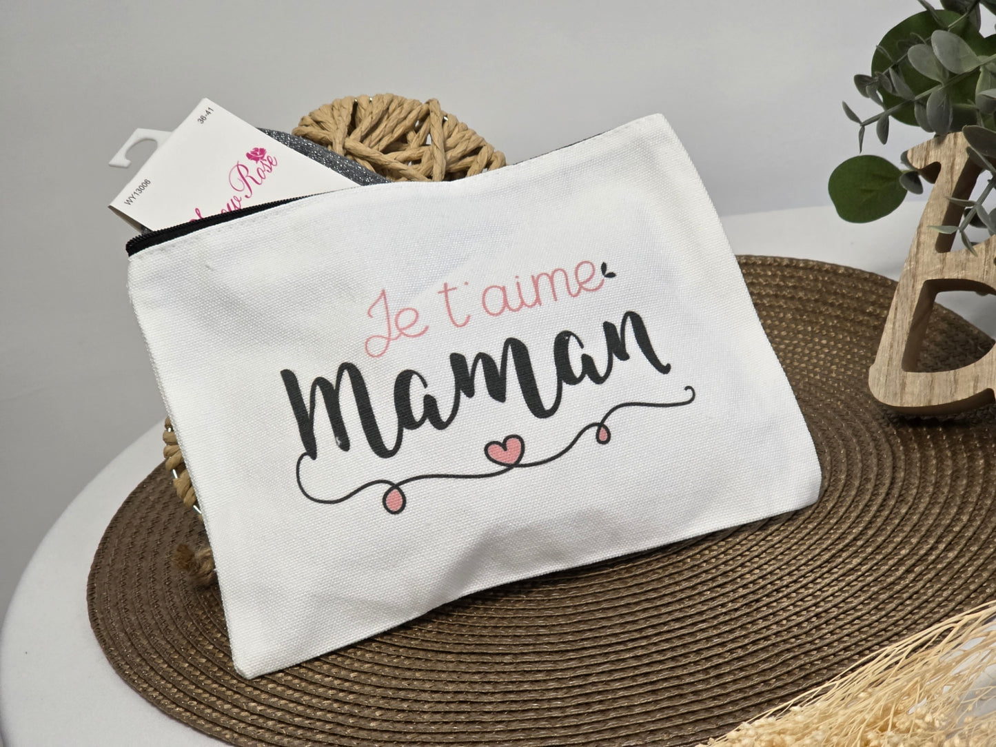POCHETTE " JE T'AIME MAMAN " AVEC SA CHAUSSETTE PAILLETEE GRIS FONCE