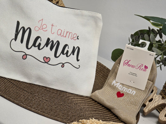 POCHETTE " JE T'AIME MAMAN " AVEC SA CHAUSSETTE PAILLETEE BEIGE