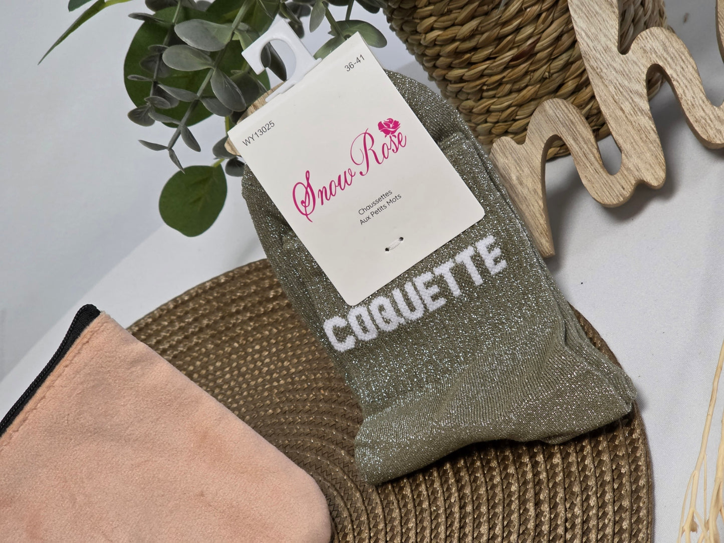 POCHETTE " MEILLEUR MAMAN DU MONDE "  AVEC SA CHAUSSETTE PAILLETEE COQUETTE