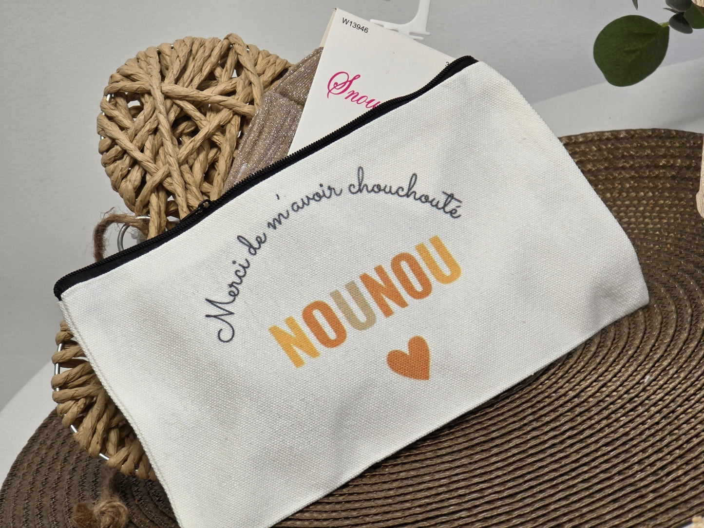 POCHETTE " MERCI NOUNOU" AVEC SA CHAUSSETTE PAILLETEE TAUPE