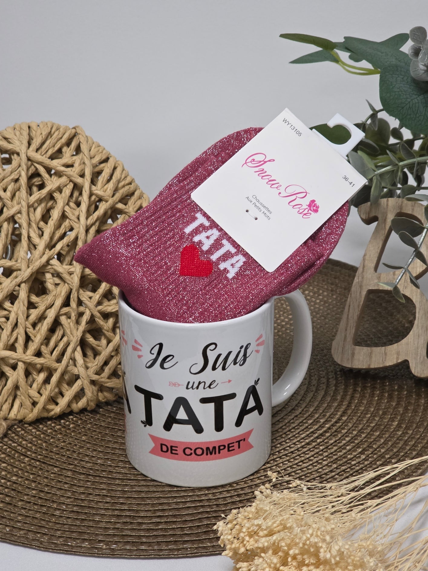 MUG TATA DE COMPET' AVEC SA CHAUSSETTE PAILLETEE