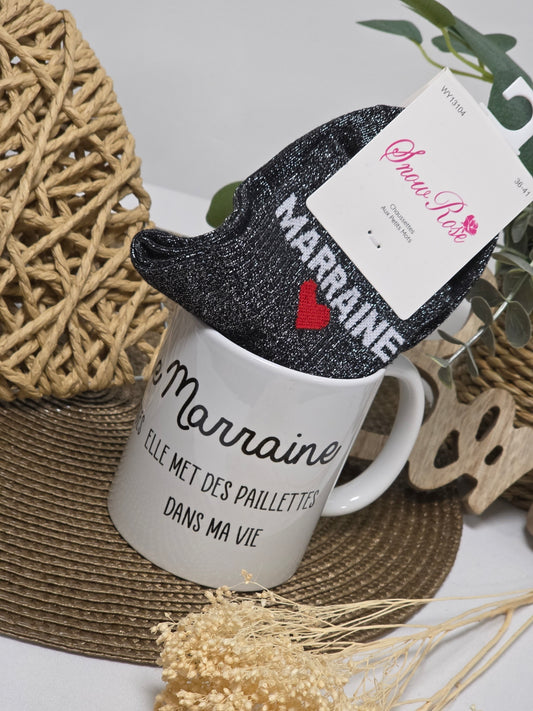 MUG MARRAINE PAILLETTE DANS MA VIE AVEC SA CHAUSSETTE PAILLETEE