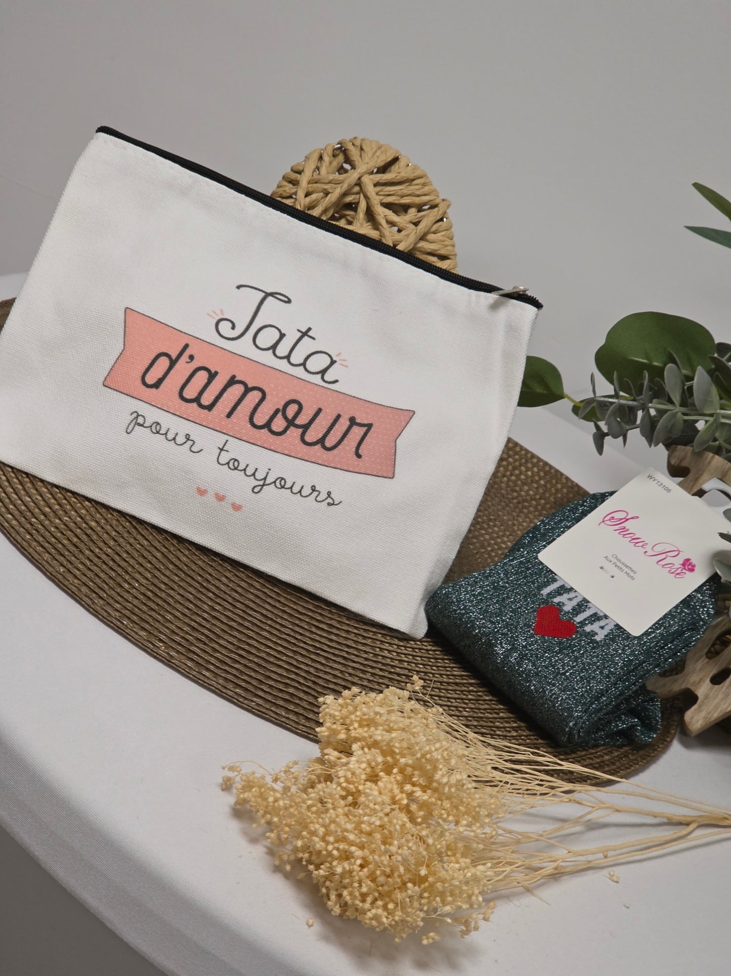 POCHETTE " TATA D'AMOUR POUR TOUJOURS " AVEC SA CHAUSSETTE PAILLETEE