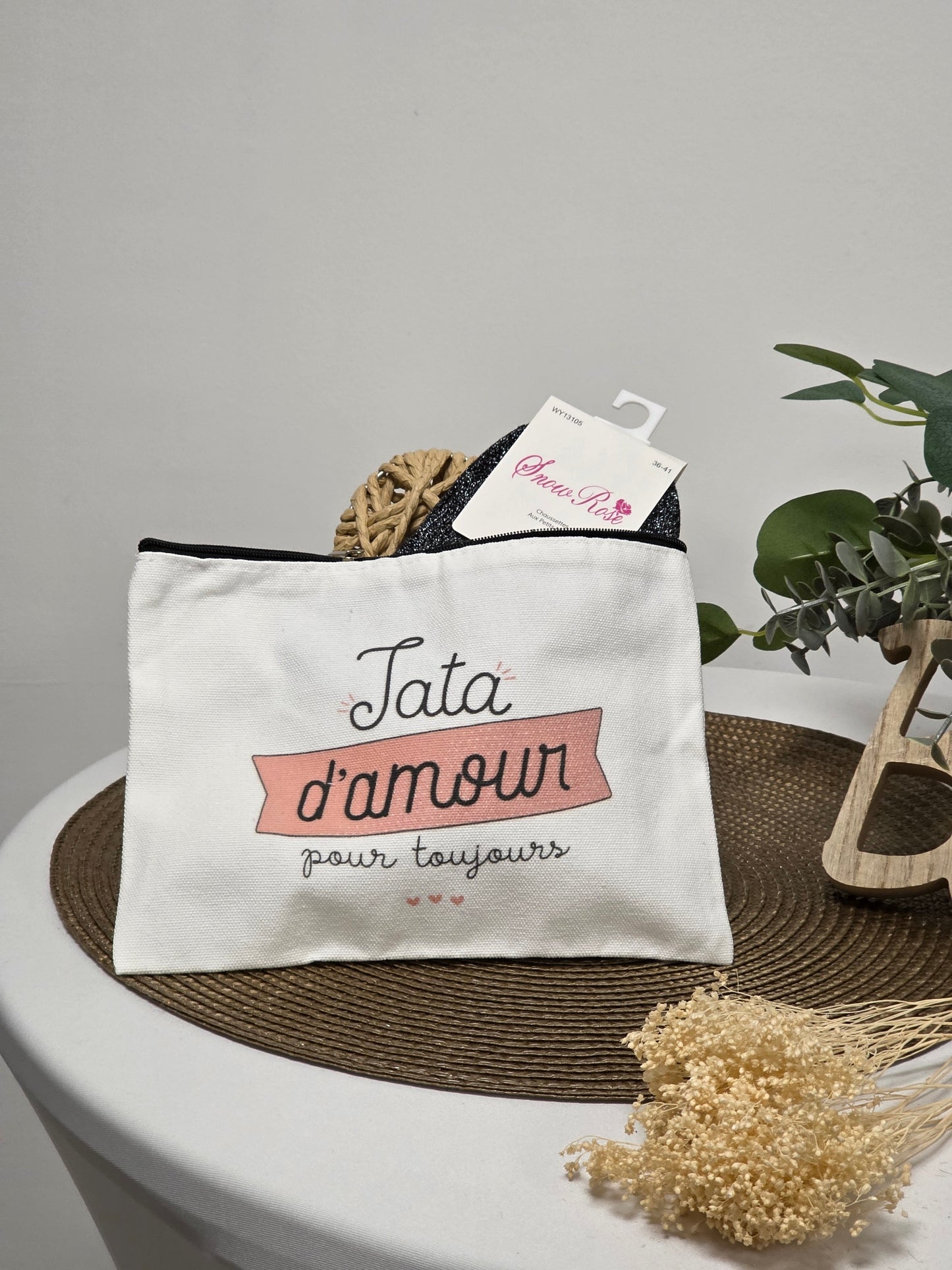 POCHETTE " TATA D'AMOUR POUR TOUJOURS " AVEC SA CHAUSSETTE PAILLETEE NOIR