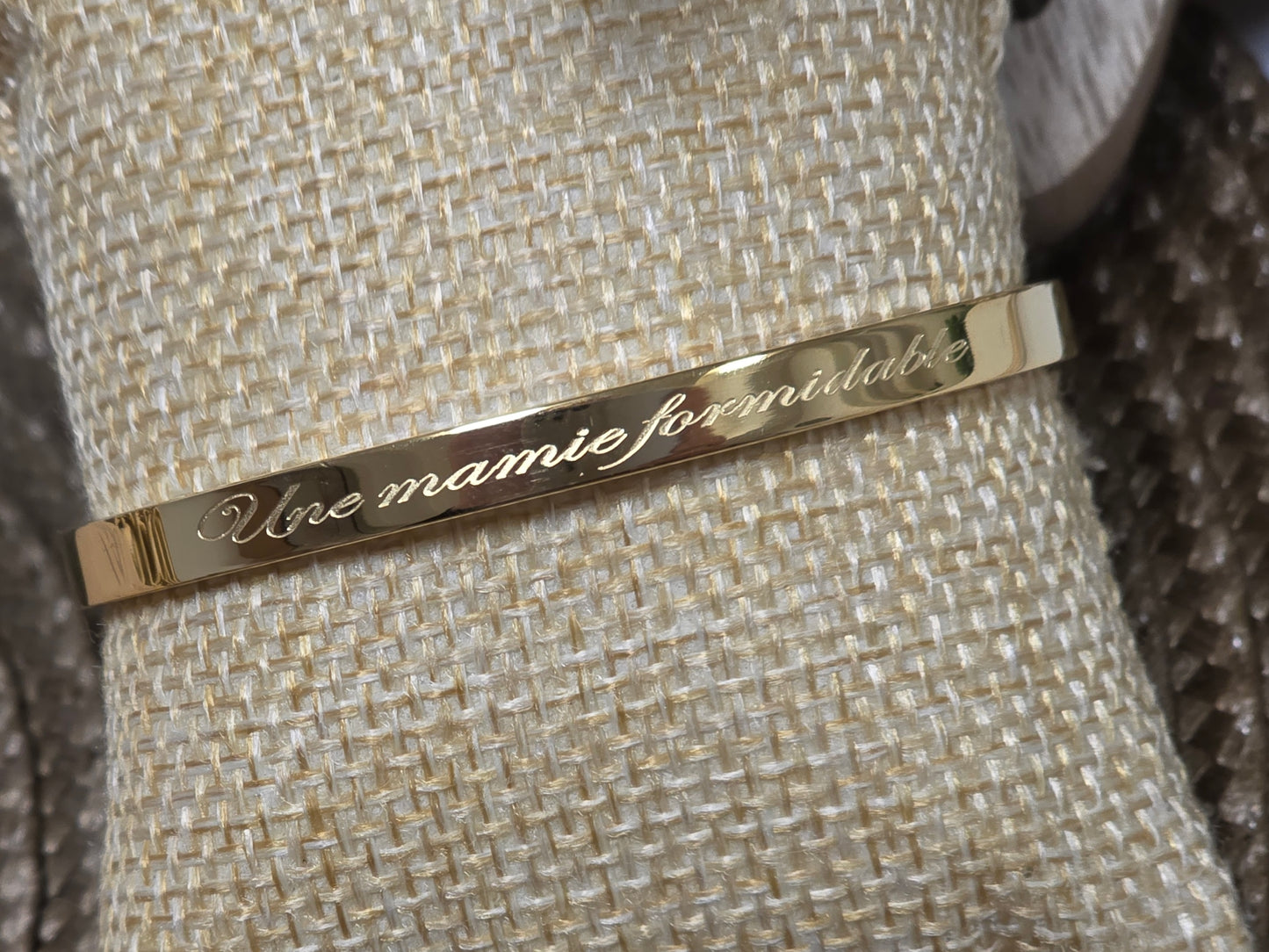 LES BRACELETS A MESSAGE " MAMIE FORMIDABLE " Doré