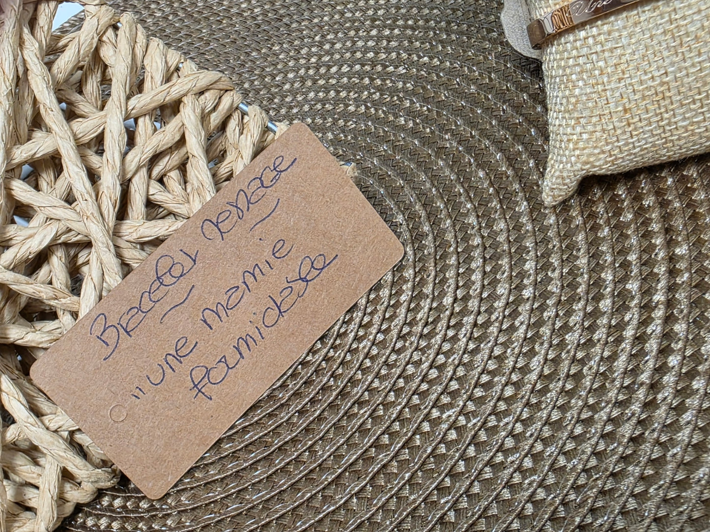 LES BRACELETS A MESSAGE " MAMIE FORMIDABLE " Cuivré