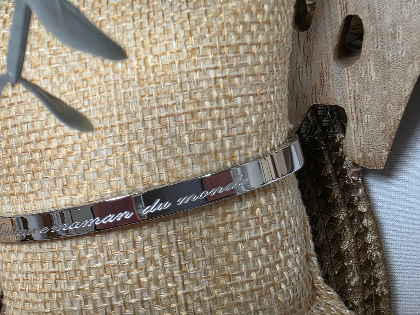 LES BRACELETS A MESSAGE " MEILLEURE MAMAN DU MONDE " Argenté