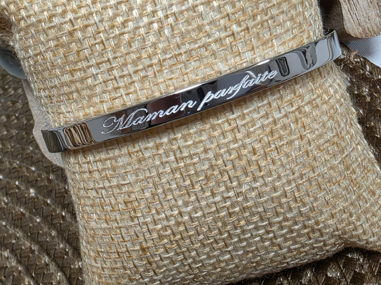 LES BRACELETS A MESSAGE " MAMAN PARFAITE " Argenté