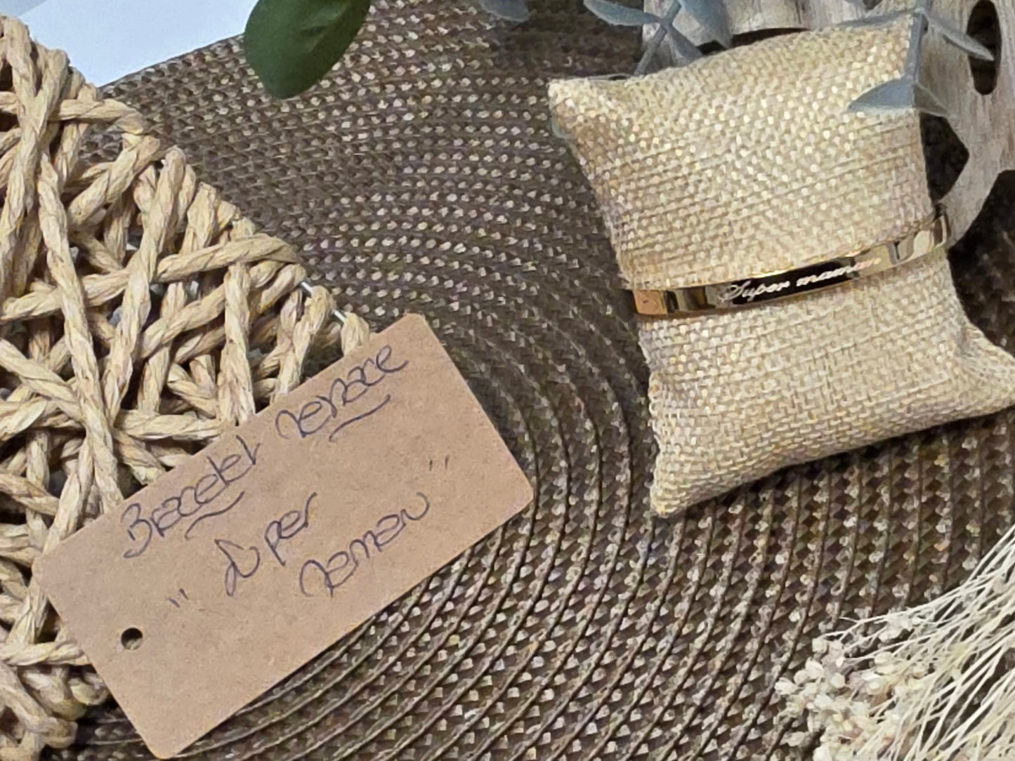 LES BRACELETS A MESSAGE " SUPER MAMAN " Doré