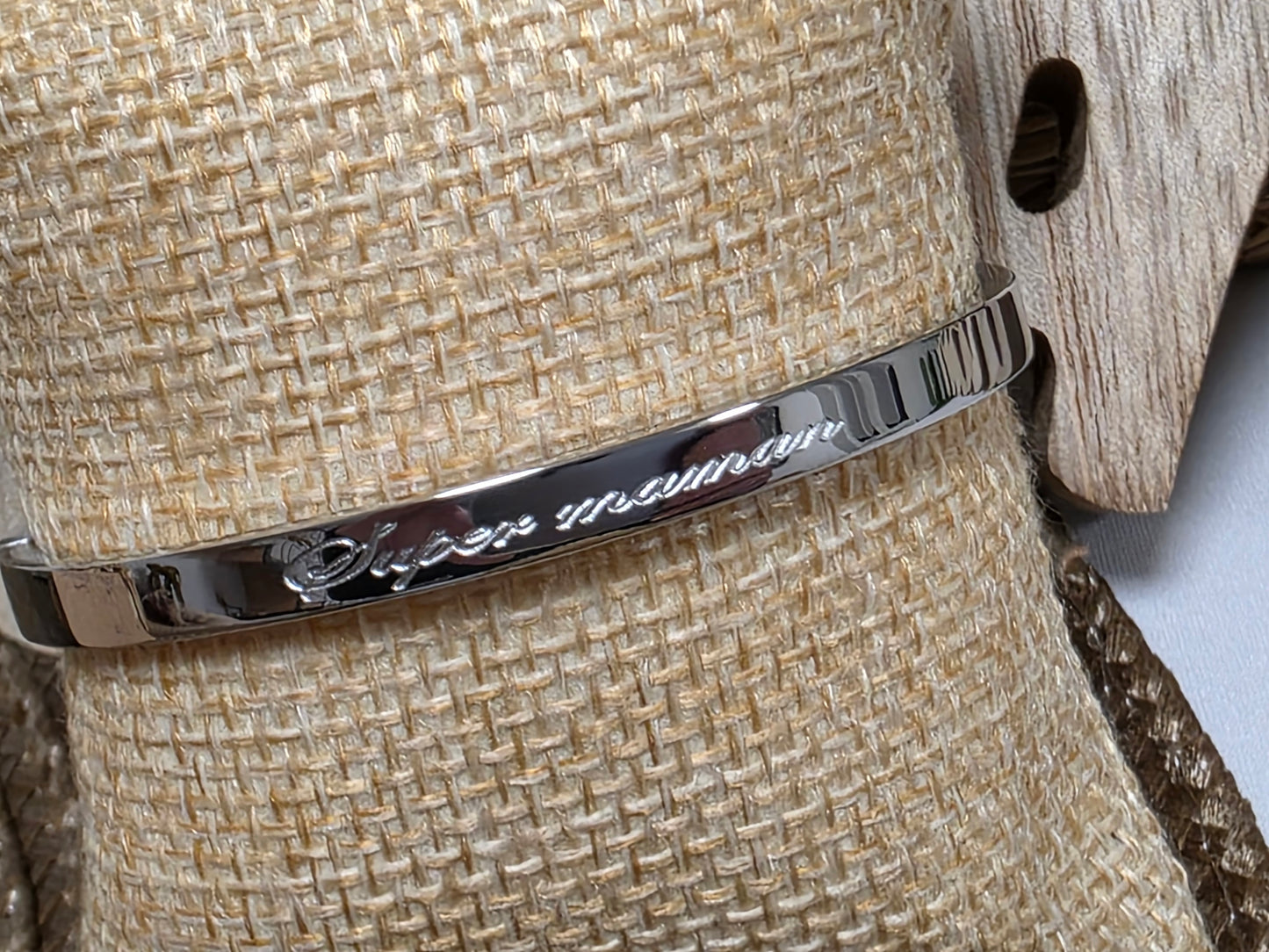 LES BRACELETS A MESSAGE " SUPER MAMAN " Argenté