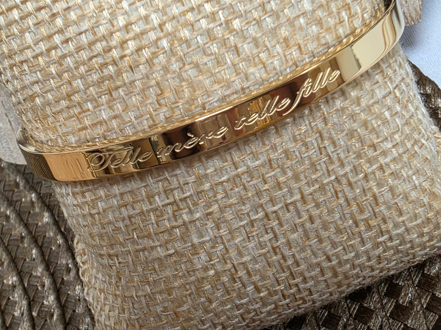 LES BRACELETS A MESSAGE " TELLE MERE TELLE FILLE " Doré