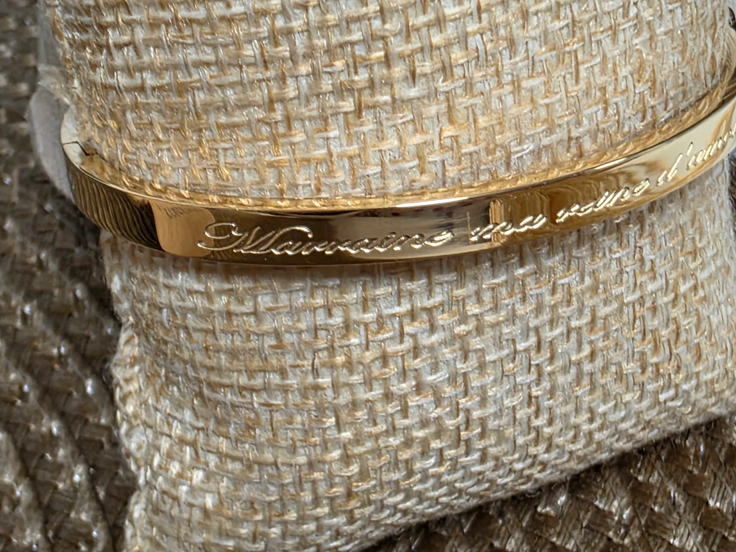 LES BRACELETS A MESSAGE " MARRAINE - MA REINE D'AMOUR " Doré