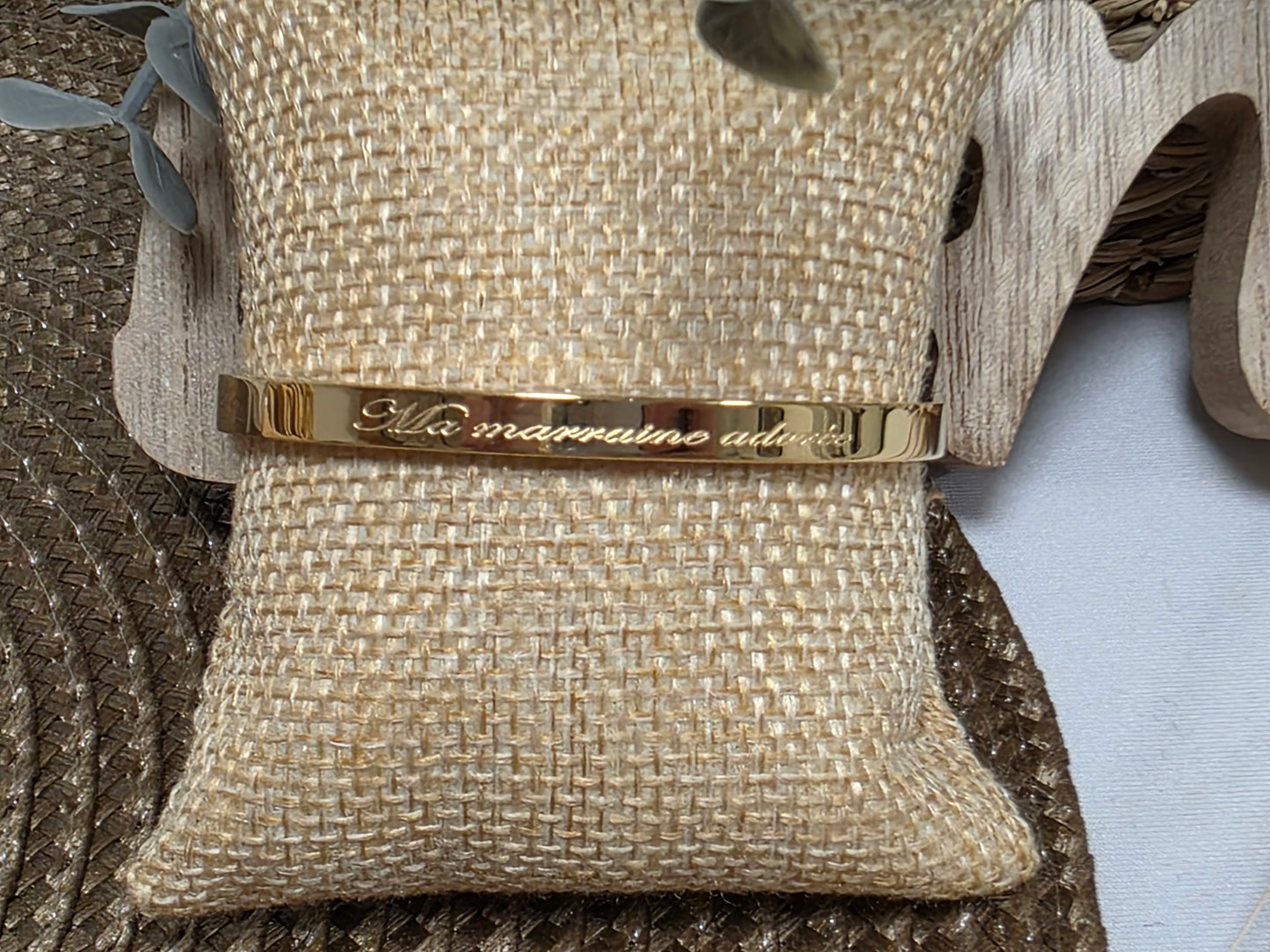 LES BRACELETS A MESSAGE " MA MARRAINE ADOREE " Doré