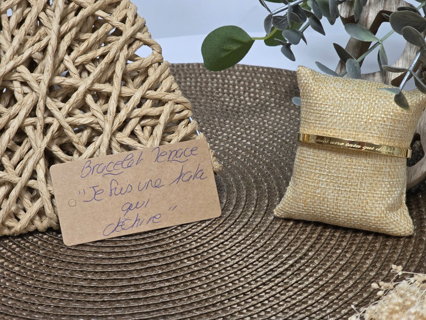 LES BRACELETS A MESSAGE " JE SUIS UNE TATA QUI DECHIRE " Doré