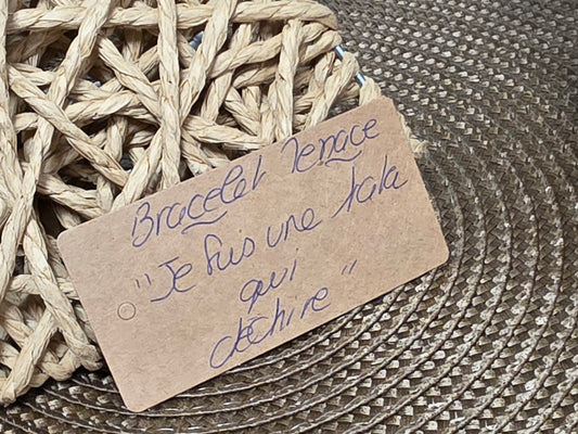 LES BRACELETS A MESSAGE " JE SUIS UNE TATA QUI DECHIRE " Cuivré