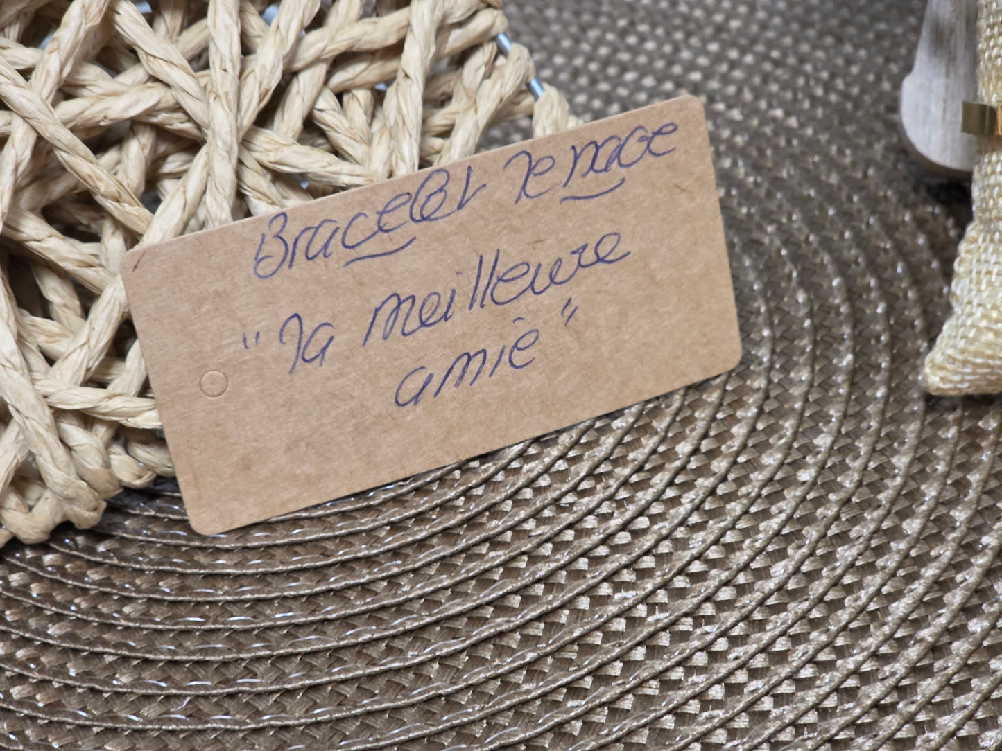 LES BRACELETS A MESSAGE " MA MEILLEURE AMIE " Doré