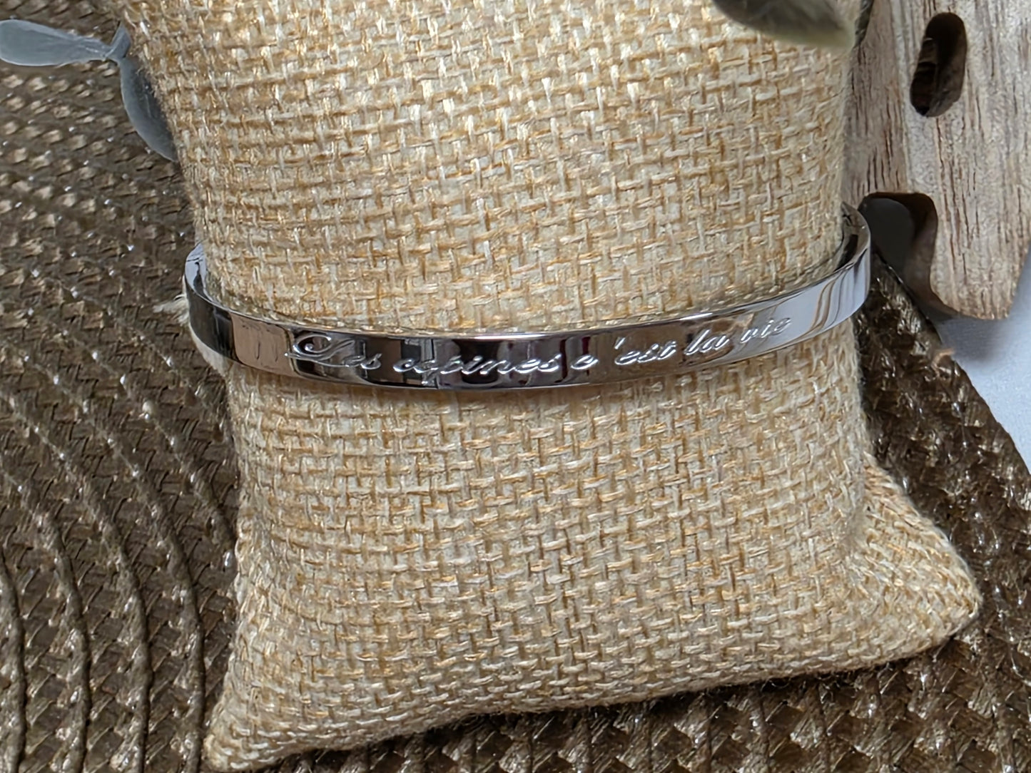 LES BRACELETS A MESSAGE " LES COPINES C'EST LA VIE " Argenté