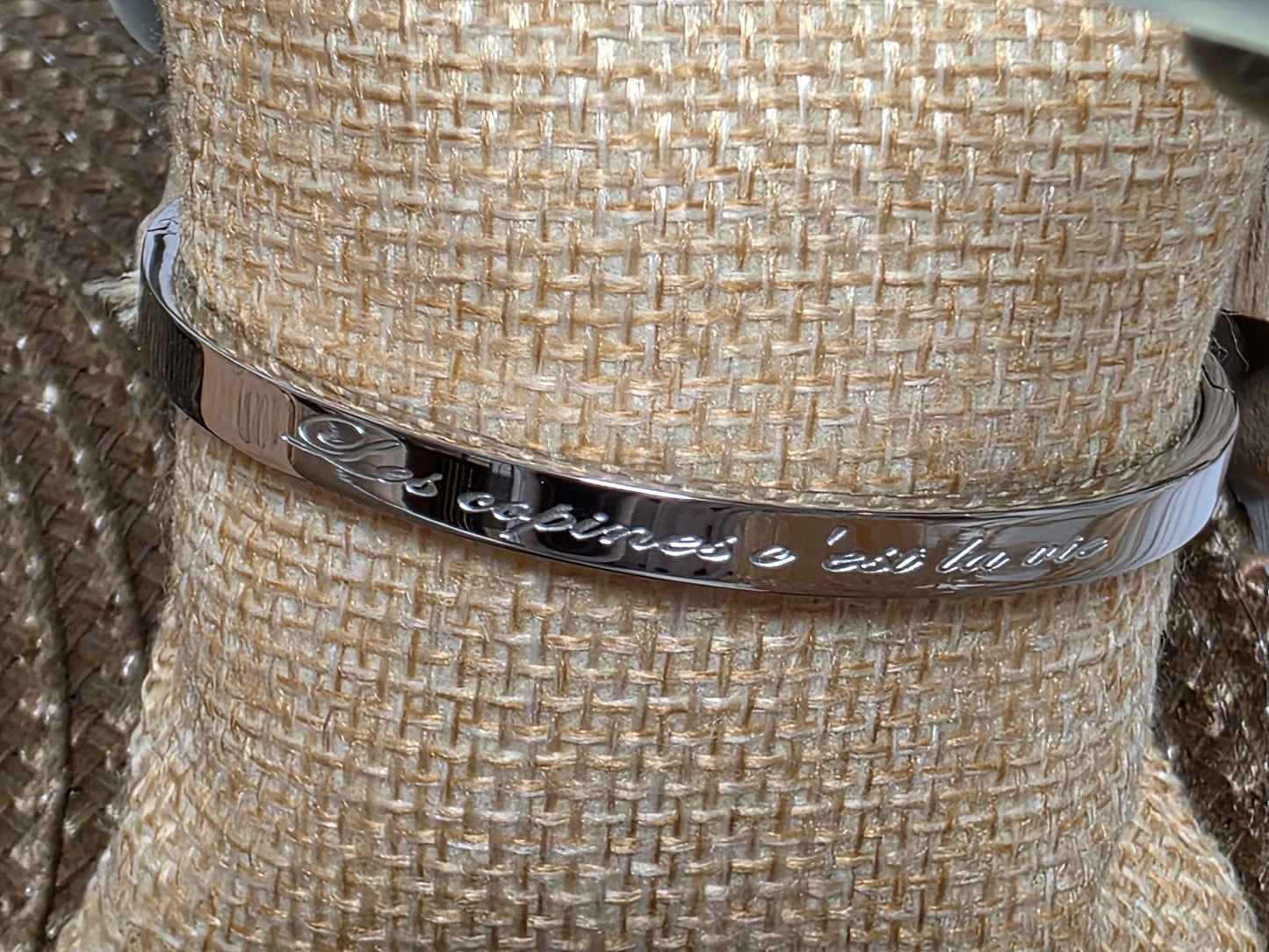 LES BRACELETS A MESSAGE " LES COPINES C'EST LA VIE " Argenté