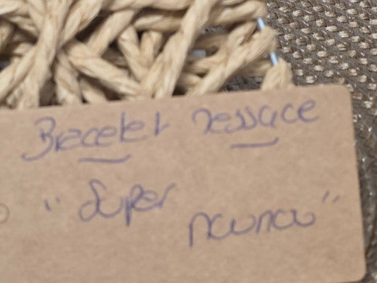 LES BRACELETS A MESSAGE " SUPER NOUNOU " Doré