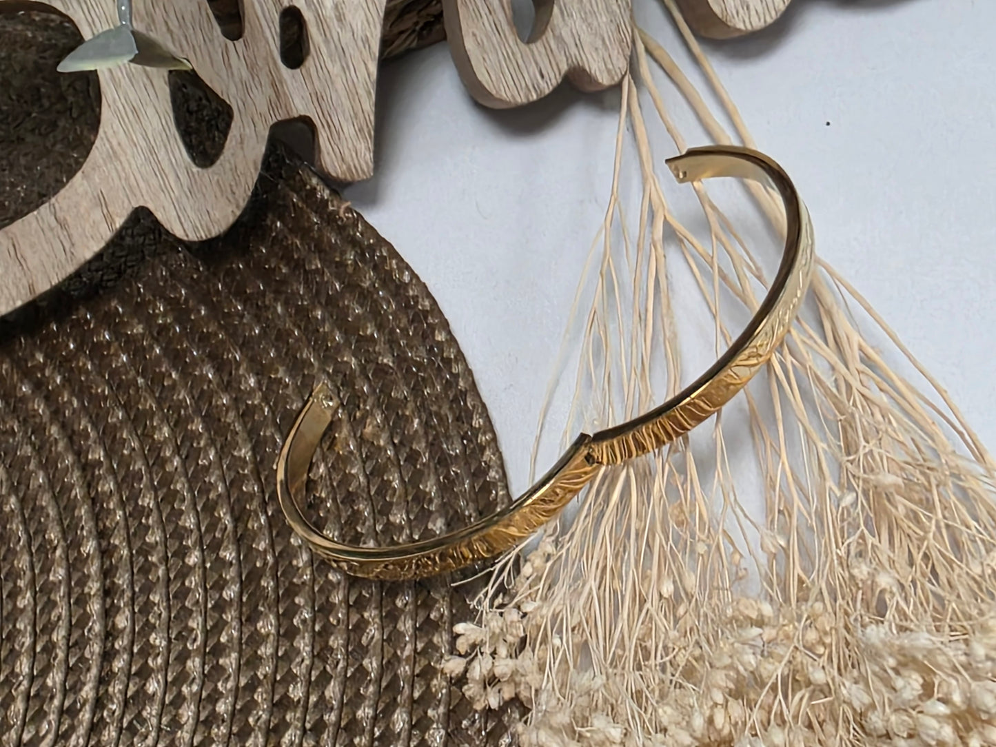 LES BRACELETS A MESSAGE " MERCI MAITRESSE " Doré