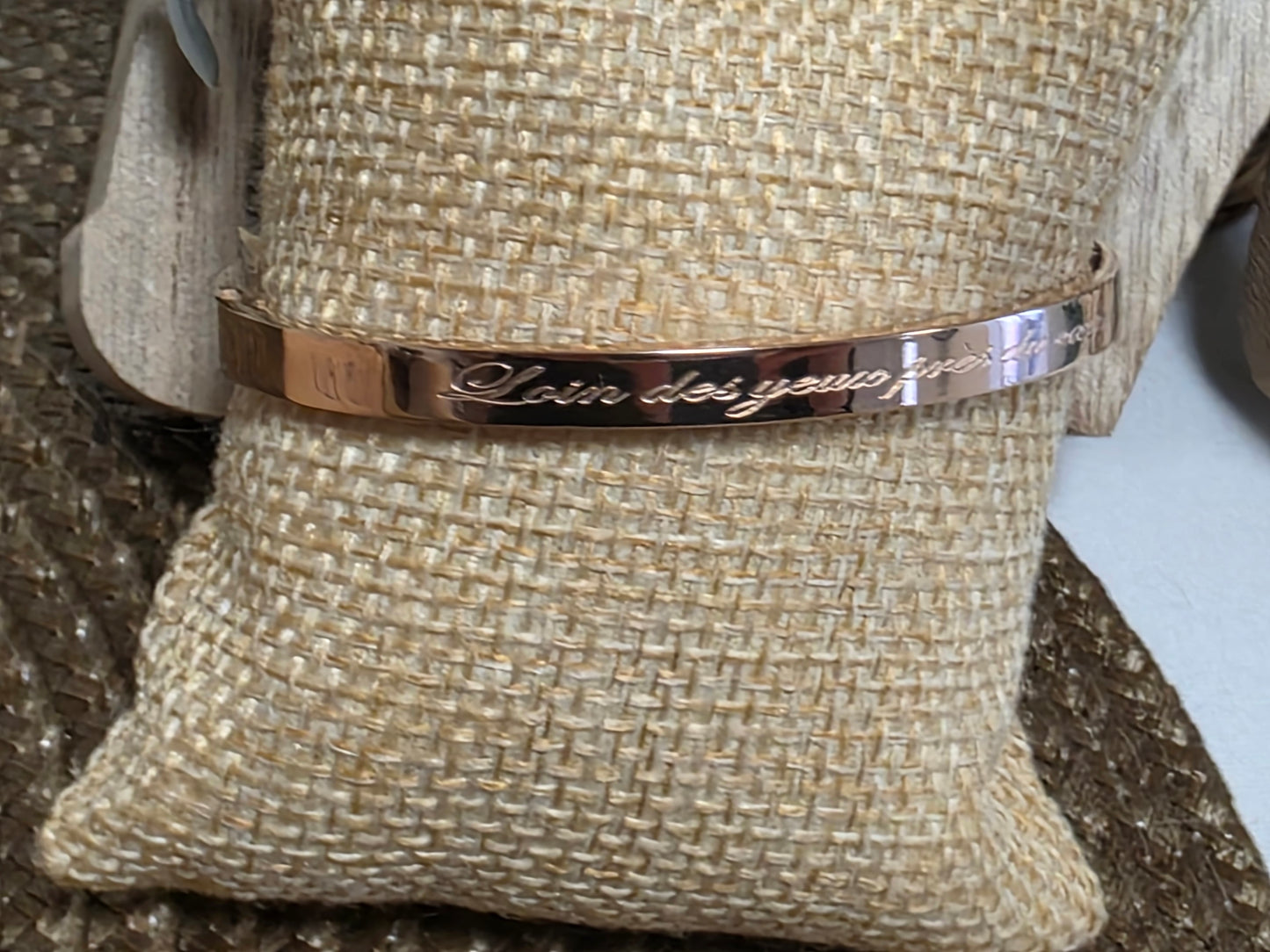 LES BRACELETS A MESSAGE " LOIN DES YEUX PRES DU COEUR " Cuivré