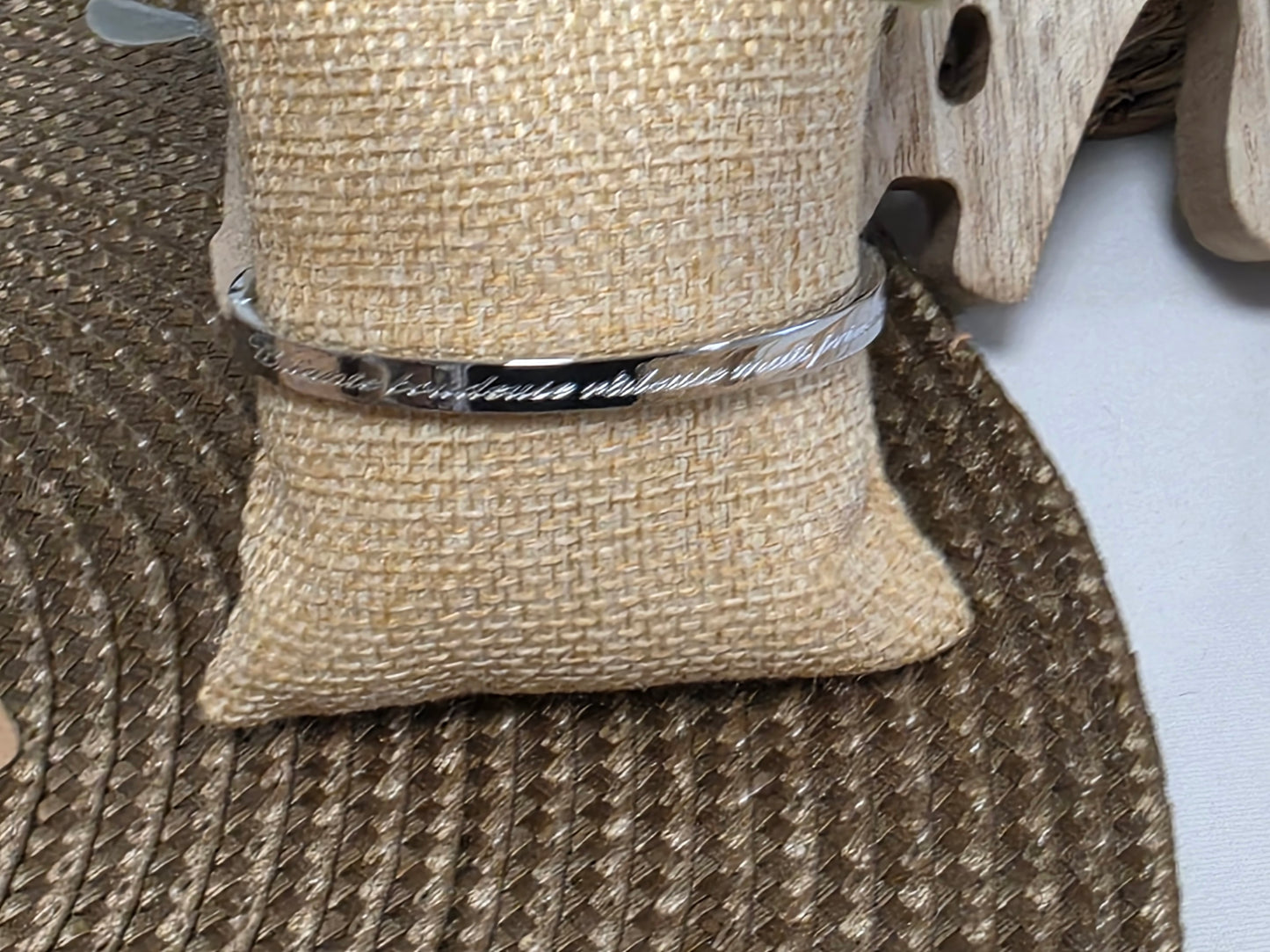 LES BRACELETS A MESSAGE " CHIANTE BOUDEUSE RALEUSE MAIS PRINCESSE " Argenté