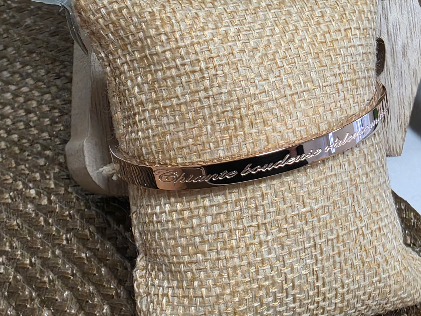 LES BRACELETS A MESSAGE " CHIANTE BOUDEUSE RALEUSE MAIS PRINCESSE " Cuivré