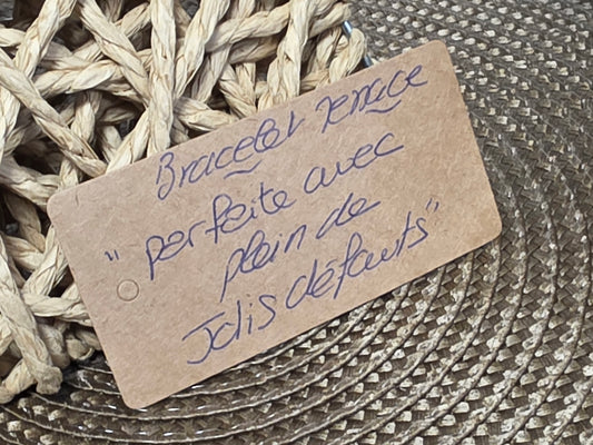 LES BRACELETS A MESSAGE " PARFAITE AVEC PLEIN DE JOLIS DEFAUTS " Doré
