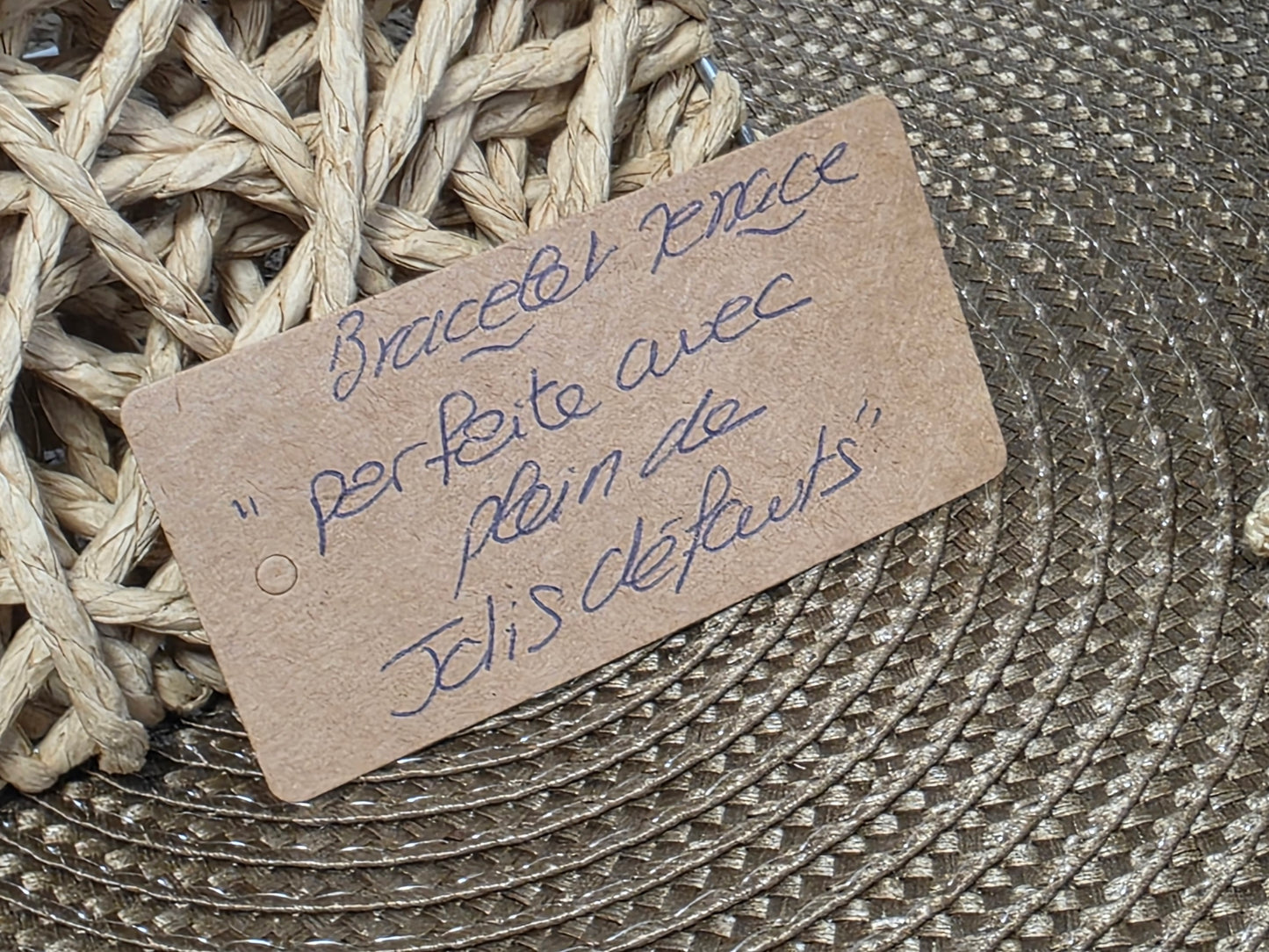 LES BRACELETS A MESSAGE " PARFAITE AVEC PLEIN DE JOLIS DEFAUTS " Argenté