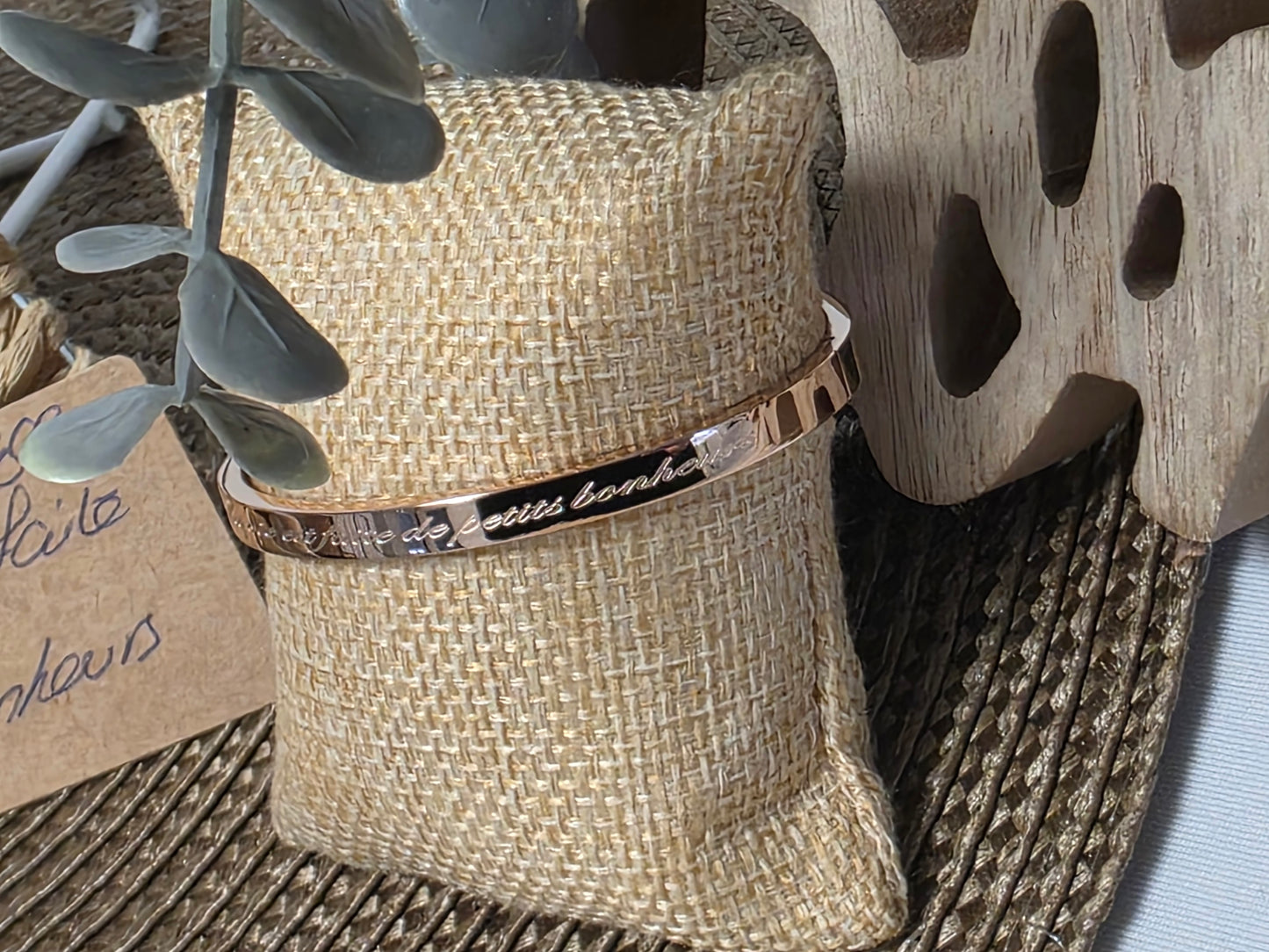 LES BRACELETS A MESSAGE " LA VIE EST FAITE DE PETITS BONHEURS" Cuivré