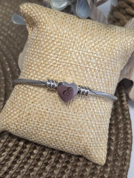 LES BRACELETS LETTRE " E " Argenté