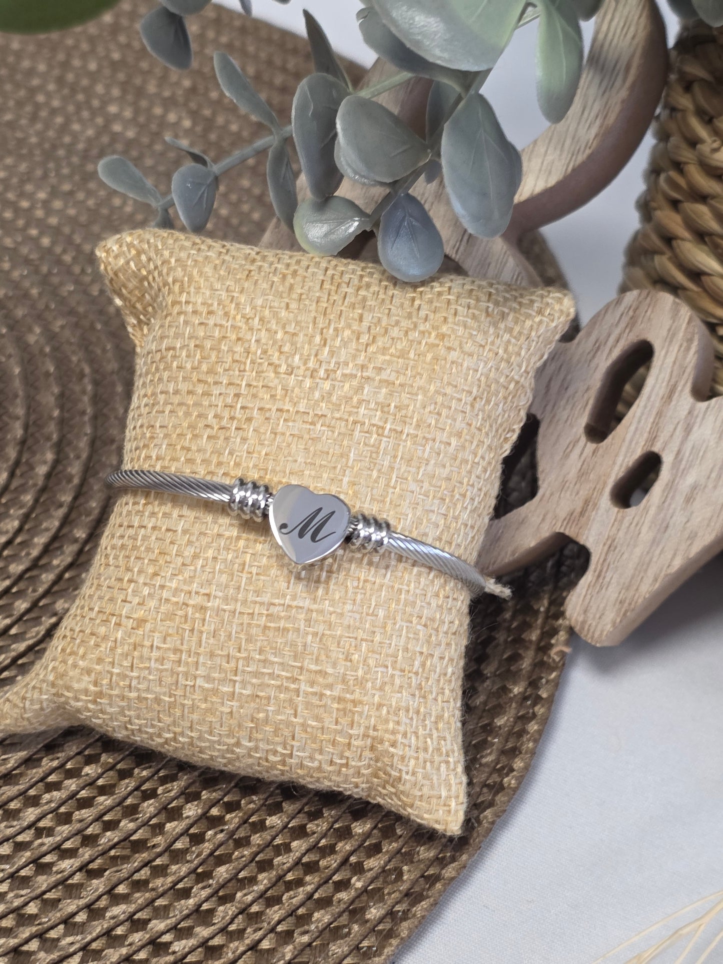 LES BRACELETS LETTRE " M " Argenté