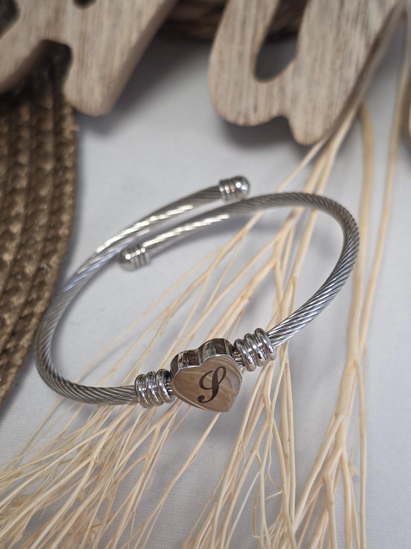 LES BRACELETS LETTRE " S " Argenté