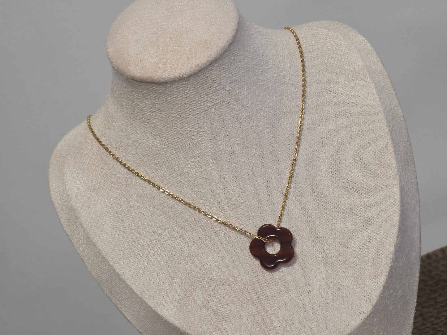 Notre Collection de Bijoux - Pendentif à Fleur N°7
