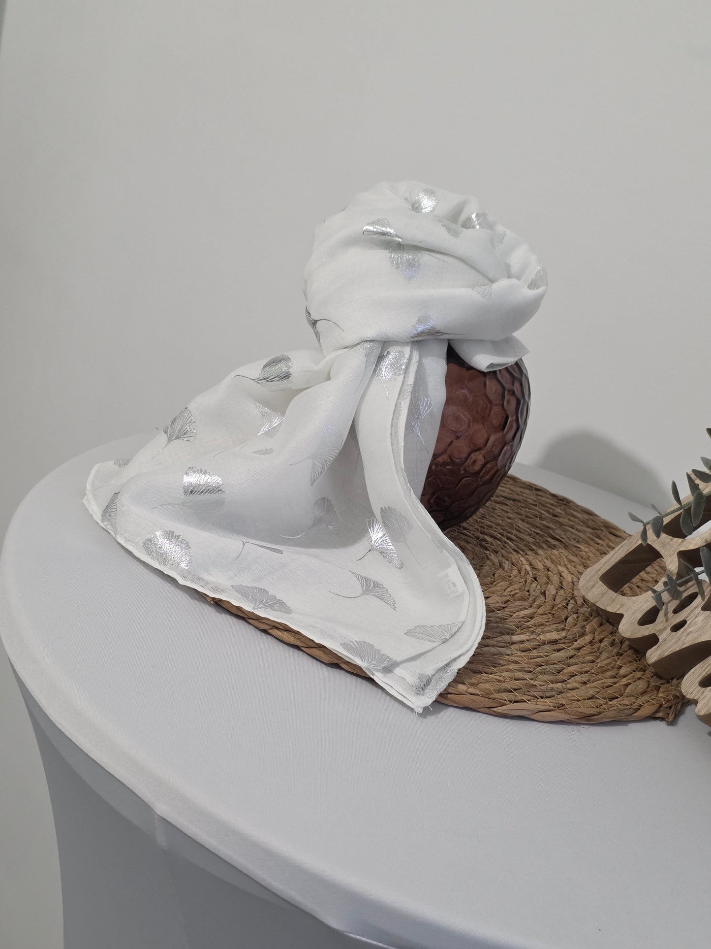 Foulard Femme Printanier Blanc Argenté