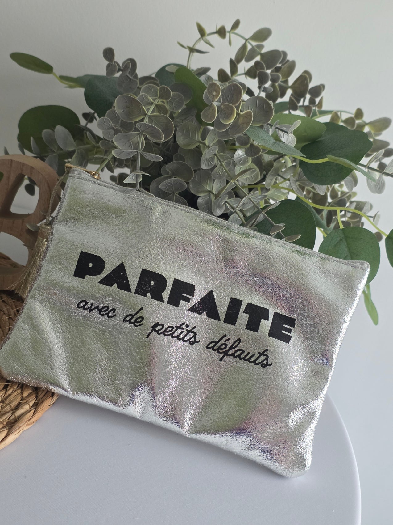 Nos Pochettes " Parfaite avec de petits défauts"
