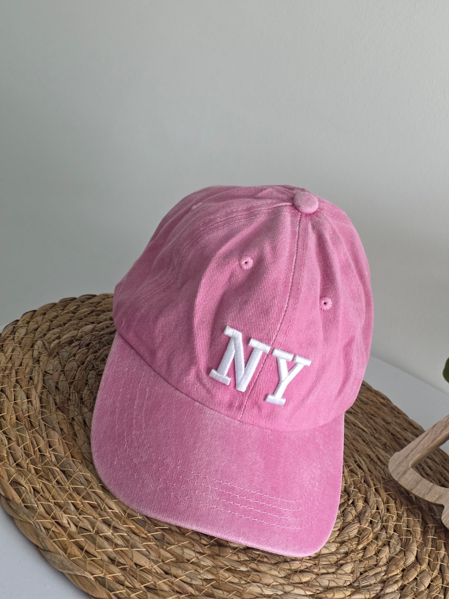 Casquette Féminine Rose Ecusson New York
